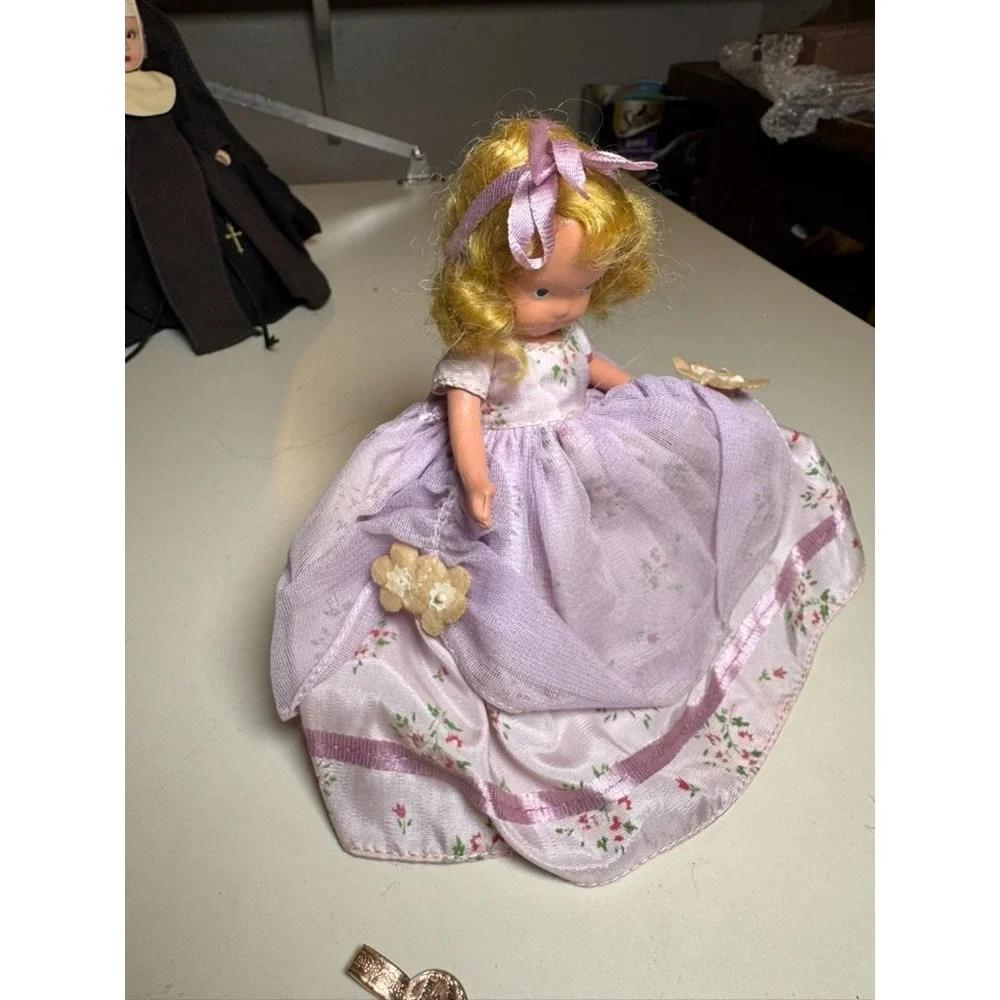 Vintage Lot of 4‎ Nancy Ann Storybook Dolls Playset for Kids Girls with Outfits